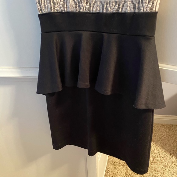 peplum dress - Picture 7 of 16